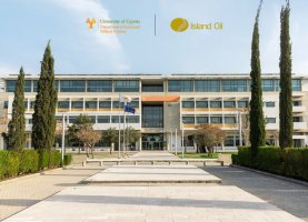 Island Oil, Kıbrıs Üniversitesi'ne Yüksek Lisans Bursu Sağlıyor