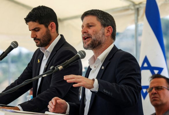 İsrail'in Sağcı Maliye Bakanı Smotrich, Askeri Hizmetten Kaçınan Dindar Yahudileri Koruma Kararıyla Siyasi Hayatını Korumaya Çalışıyor
