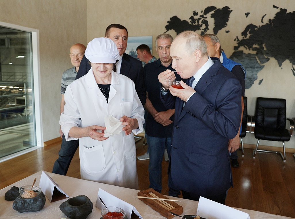 Putin, Japonya Yakınlarındaki Tartışmalı Adayı Ziyaret Etti, Tokyo'dan Sert Tepki