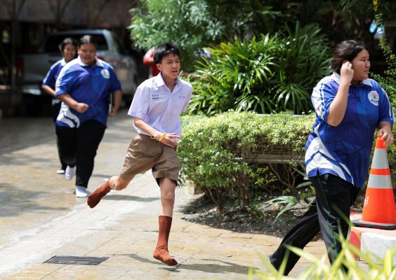 Tayland'da Okulda Silahlı Saldırı: 2 Ölü, 4 Yaralı