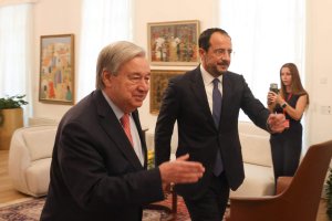 BM uzmanları Kıbrıs yakınlaşma belgesi hazırlıyor: Guterres sürtüşmelere rağmen müzakereleri canlı tutuyor
