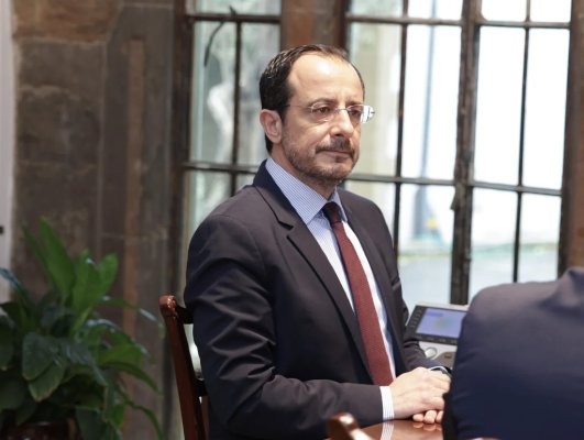 Prezniktwo'nun Kararsızlığı: 2027'de Yeniden Seçilme Kararı