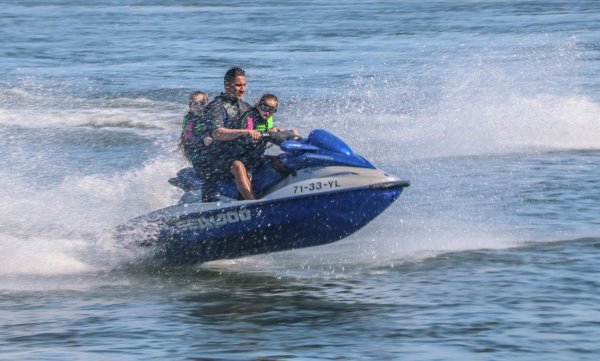 Protaras'ta Jet Ski Kazası: Babanın Hayatı Tehlikede