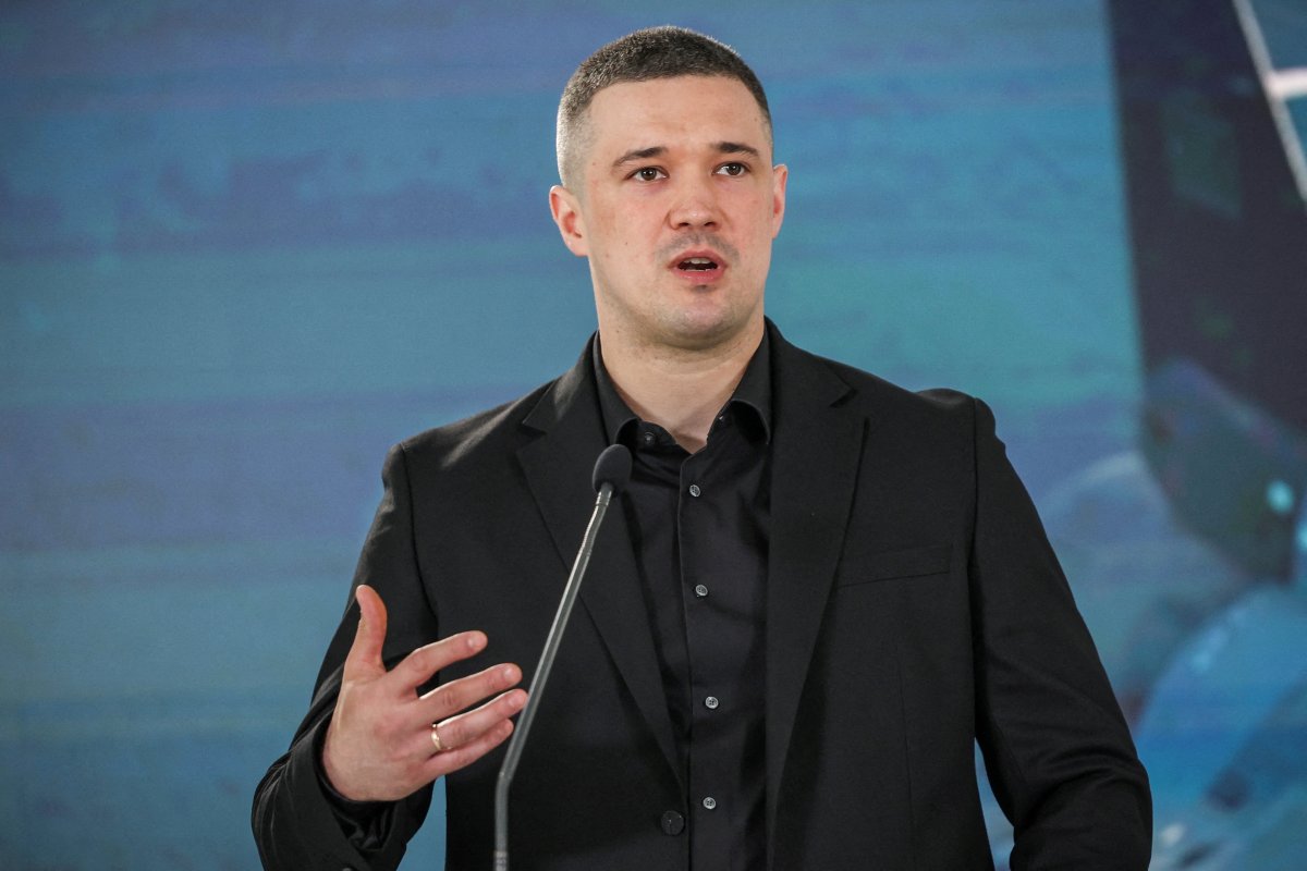 Kovulan Savunma Bakanı Fedorov'dan Savaş Sırasında Seçim Çağrısı: Zelenskiy İçin Büyük Meydan Okuma
