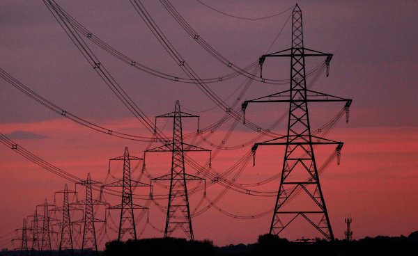 İngiltere'de Enerji Fiyat Tavanı Yüzde 4 Artacak: İran Savaşı Maliyetleri Tırmandırıyor