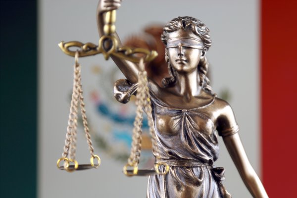 Kıbrıs Barolar Birliği Başkanı'ndan Drousiotis soruşturmasında uyarı: Masumiyet karinesi gözetilmeli