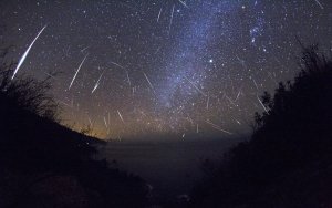 Kıbrıs'ta Ağustos Gecesi Yıldızların Altında Nasıl Geçirilir?