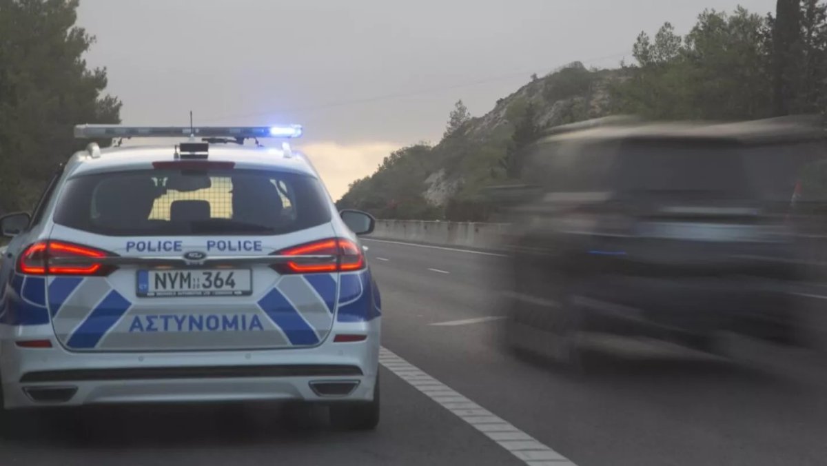Lefkoşa-Limasol Otobanında Dali Sanayi Bölgesi Yakınlarında Yoğun Trafik