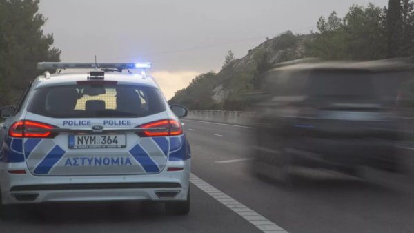 Lefkoşa-Limasol Otobanında Dali Sanayi Bölgesi Yakınlarında Yoğun Trafik