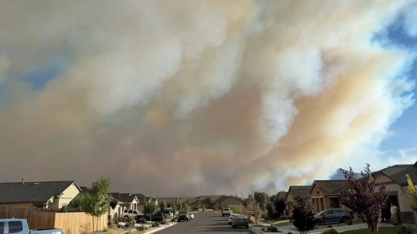 Nevada'da Yangın Tehlikesi: On Binler Evacue Edildi