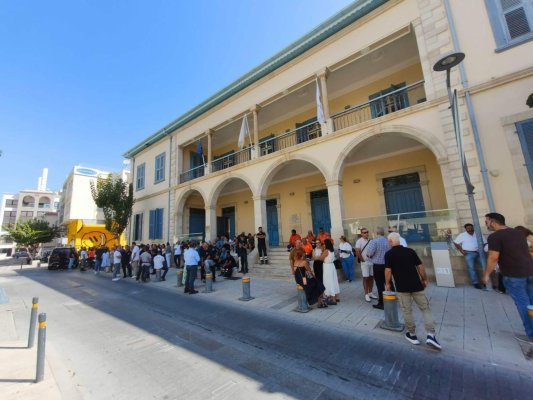 Limassol Belediye Başkanı: "Para istiyor, ayrıcalık değil"
