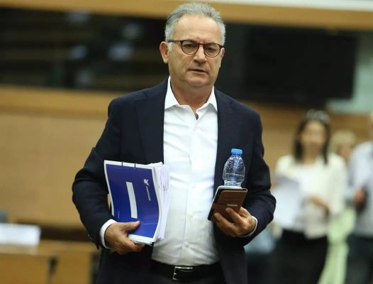 DISY Liderliği Averof Neofytou'nun Açıklamalarına Karşı İç Şoku Yönetiyor