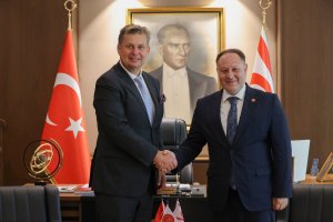 Alman AfD Milletvekili Kuzey Kıbrıs'ı Ziyaret Etti, 'İnsanlar Gerçeği Görmek İstemez' Dedi