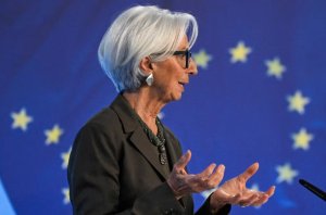 ECB Başkanı Lagarde'dan kritik uyarı: Avrupa'nın eski büyüme modeli 'aşınıyor'