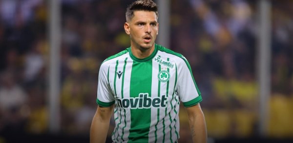 Omonia Oyuncusu Çocukluk Kanseri ile Mücadele Eden Çocuk için 12.500 Euro Bağışta Bulundu