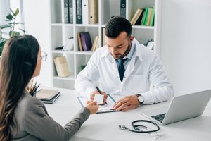 Doktorların Rolü WHO Raporunda Ele Alındı