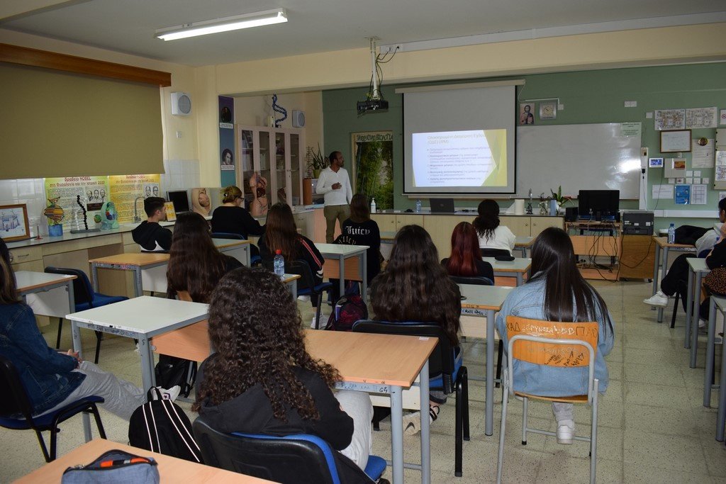 Güney Kıbrıs'ta 6 Lisede İş Odaklı Yeni Eğitim Programı Başlıyor