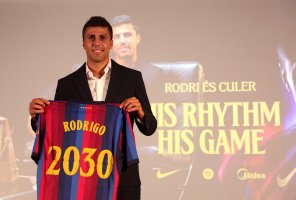 Rodri, Manchester City'den Barcelona'ya transfer oldu