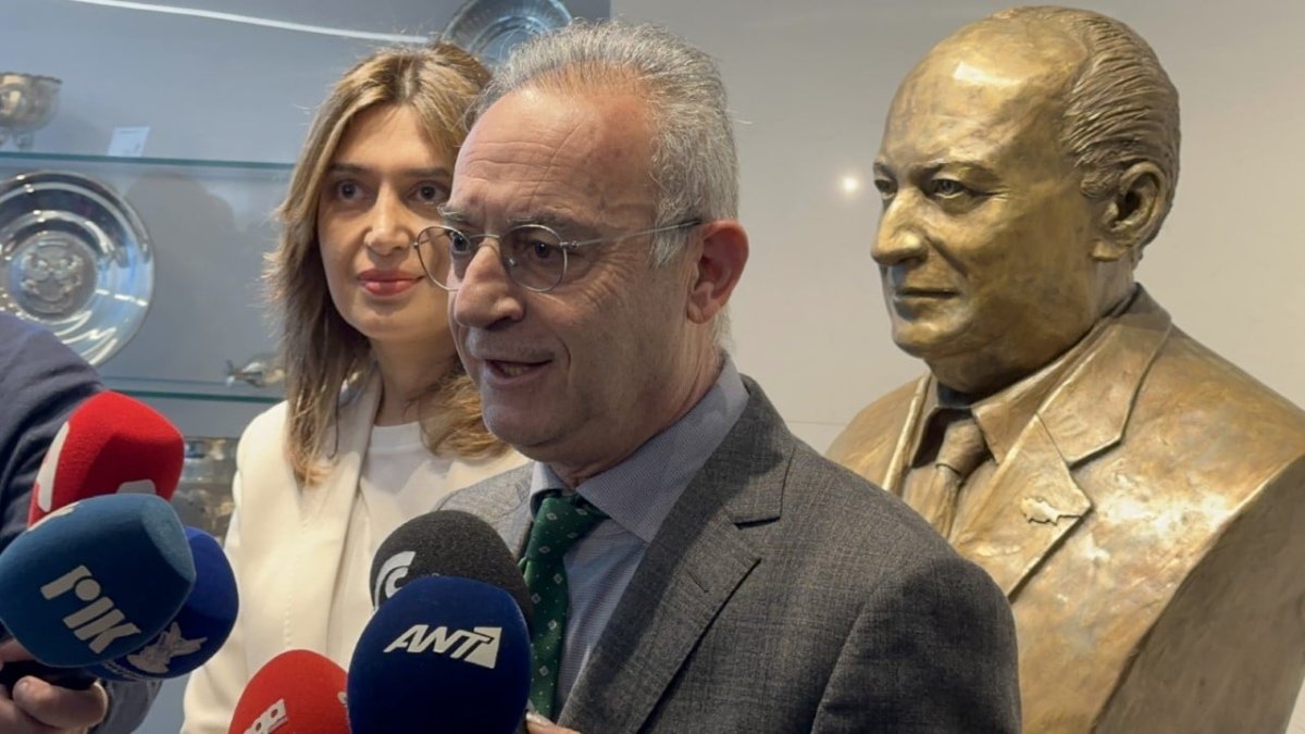 Averof: Geçiş noktalarının kapatılması çağrıları Türkiye'nin ekmeğine yağ sürer