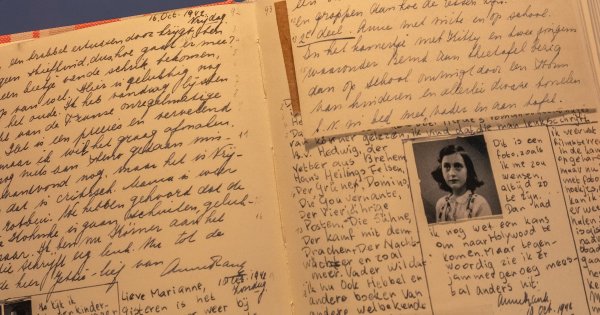 Tarihte Bugün: Anne Frank, İki Yıl Süren Saklanmanın Ardından Gestapo Tarafından Bulundu (1944)
