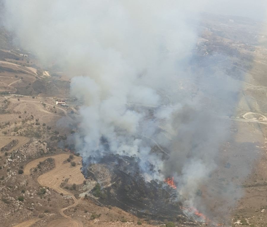 Paphos'ta Çıkan Orman Yangını Kontrol Altına Alındı