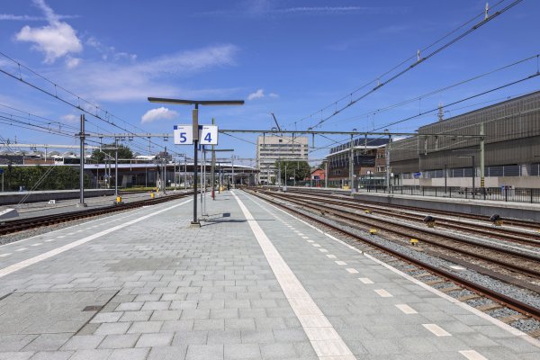 Şüpheli sabotaj Hollanda tren seferlerini aksattı