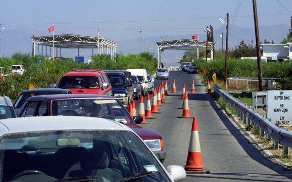 Agios Dhometios geçiş noktasında tütün ürünleri ele geçirildi