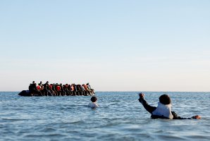 Karpasia'ya göçmen teknesi ulaştı, 21 kişi gözaltına alındı