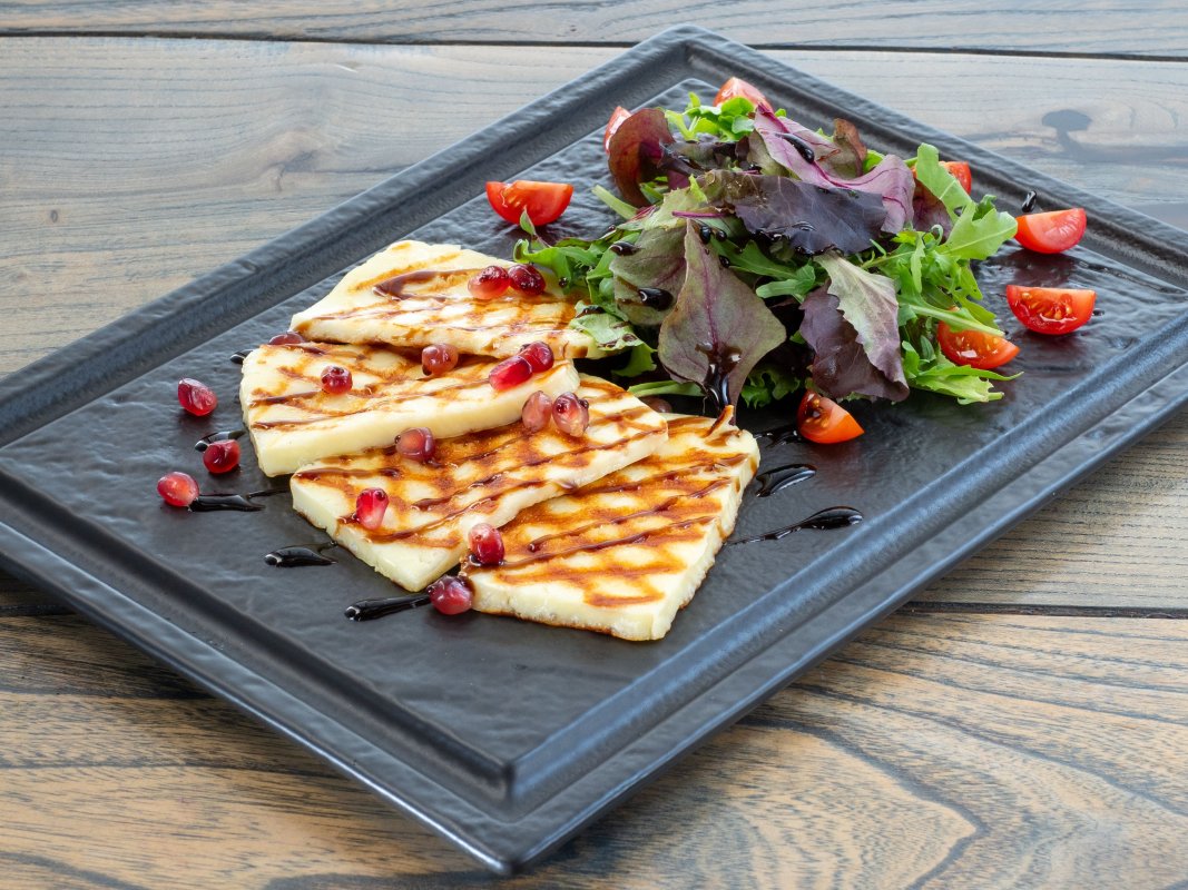 Halloumi 364 milyon euro getirdi ama Kıbrıs'ın başka bir ürünü daha fazla satıldı