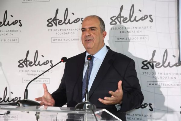 Sir Stelios 2028 başkanlık adaylığı için AKEL görüşmelerini yalanladı