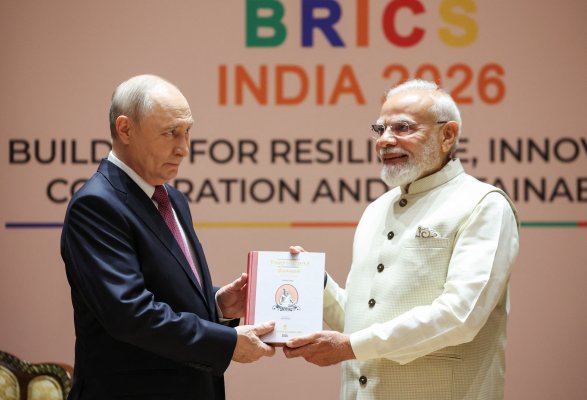Modi ve Putin yakınlaşma mesajı verdi, Rusya BRICS'i Batı'ya karşı yeni platform olarak görüyor