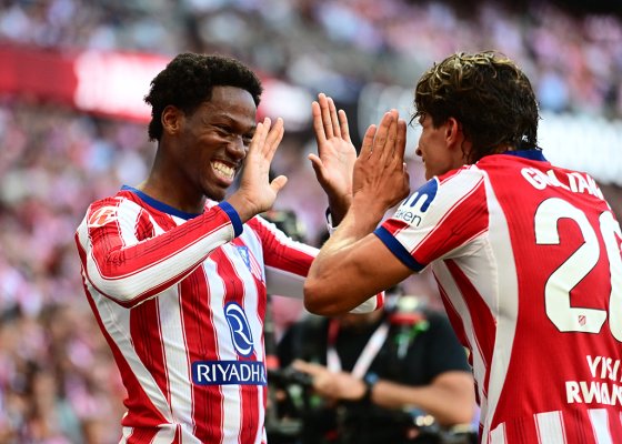 Mourinho hakeme ateş püskürdü, Simeone derbi sonrası saygı çağrısı yaptı