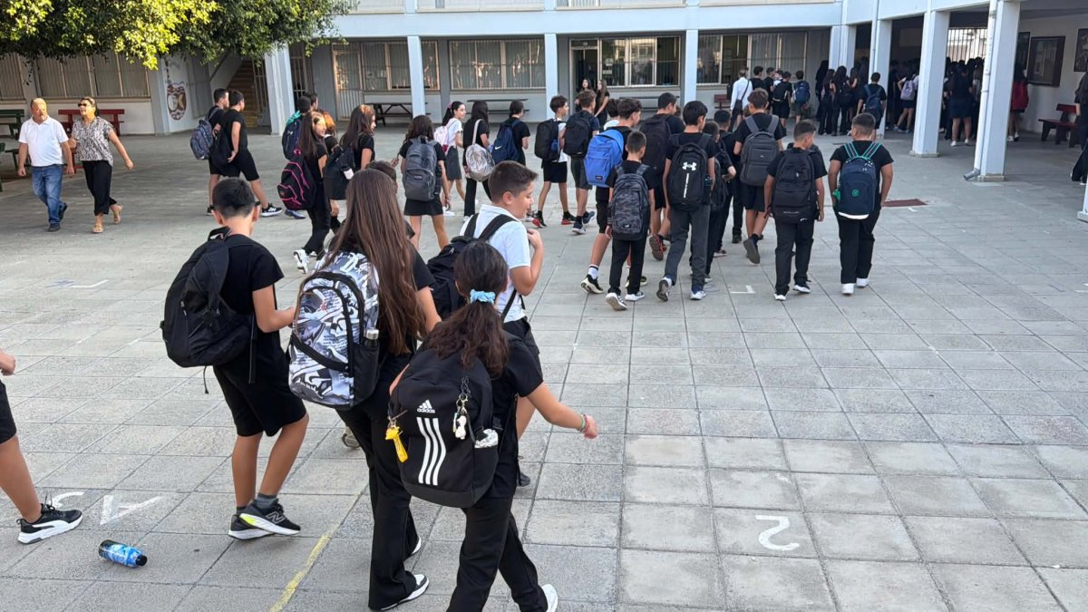 Görüş: Çocukların Sorunları Eğitim Psikologlarına Yönlendirilirken Ailelerin Sorumluluğu Nereye Kayboldu?