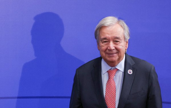 BM Genel Sekreteri yapay zeka riskine alarm verdi, Trump endişeleri hafife aldı