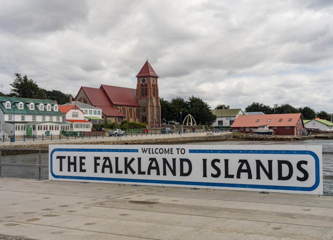 Milei Falklandlar petrol anlaşmazlığını İngiltere ile Birleşmiş Milletler'e taşıdı