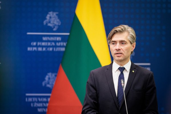 Belarus'ta tavrı yumuşatma zamanı değil Litvanya diyor