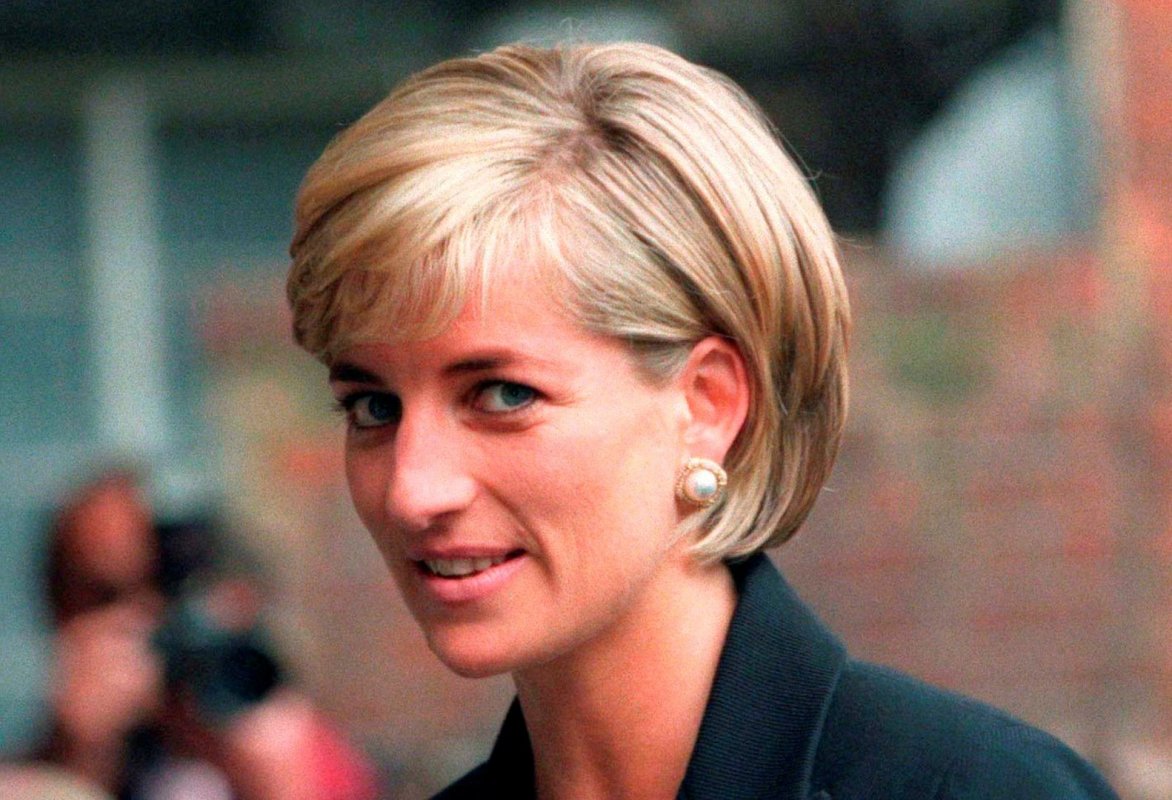 Diana'nın kardeşi yeni kitabıyla kraliyet yaralarını yeniden açtı
