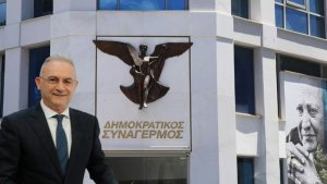 Neofytou'nun bağımsız 2028 adaylığı özel ankette zaten test ediliyordu
