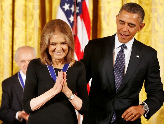 Feminizmin öncü ismi Gloria Steinem 92 yaşında hayata gözlerini yumdu