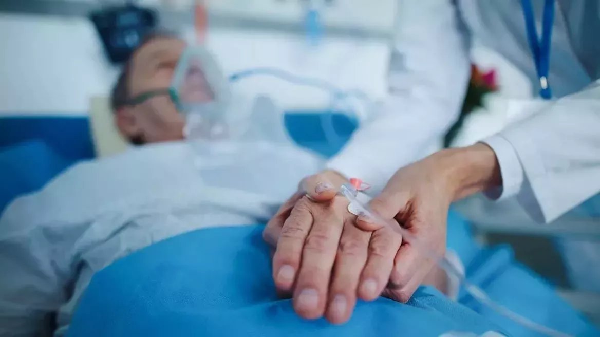 Milletvekilleri yurt dışında ek tedaviye ihtiyaç duyan hastalar için uygulamada boşluk olduğunu gündeme getirdi