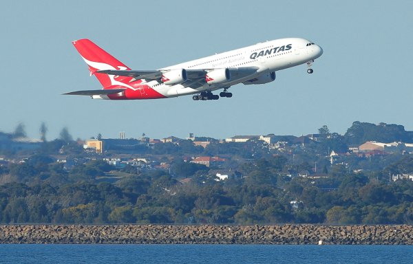 Sydney Havalimanı'nda Qantas Uçakları Burun Buruna Geldi: Beş Kontrolörde Yüksek Yorgunluk Riski