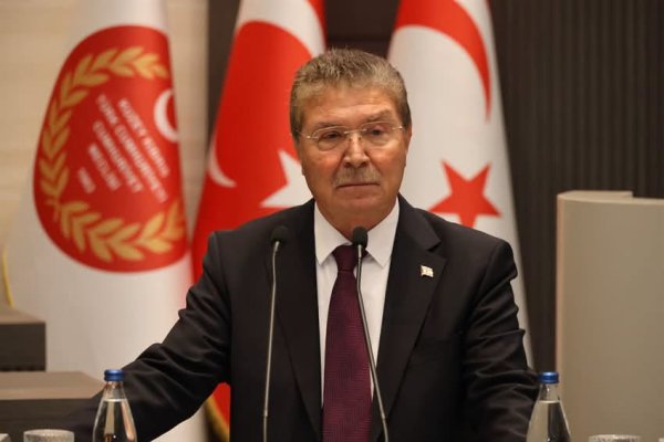 Kuzey Kıbrıs Meclisi Erhurman'ı veto ile geçersiz kılmaya çalıştı, seçim sistemi yeniden değişti