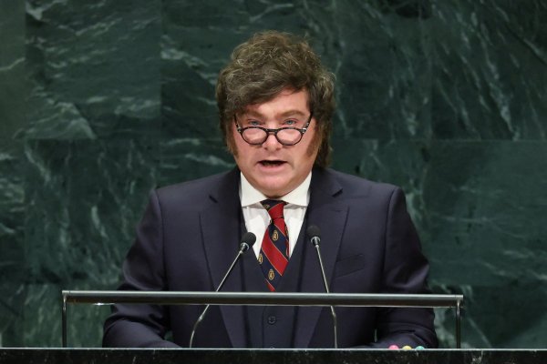Arjantin, Falkland Adaları'ndaki gerilim artarken BM'yi görmezden gelmekle suçladı