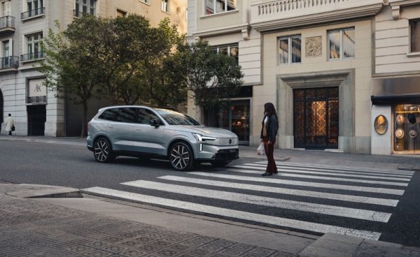 Volvo, Güvenli Sürüşü Ödüllendiren Dijital Asistanı Safety Coach'u Tanıttı