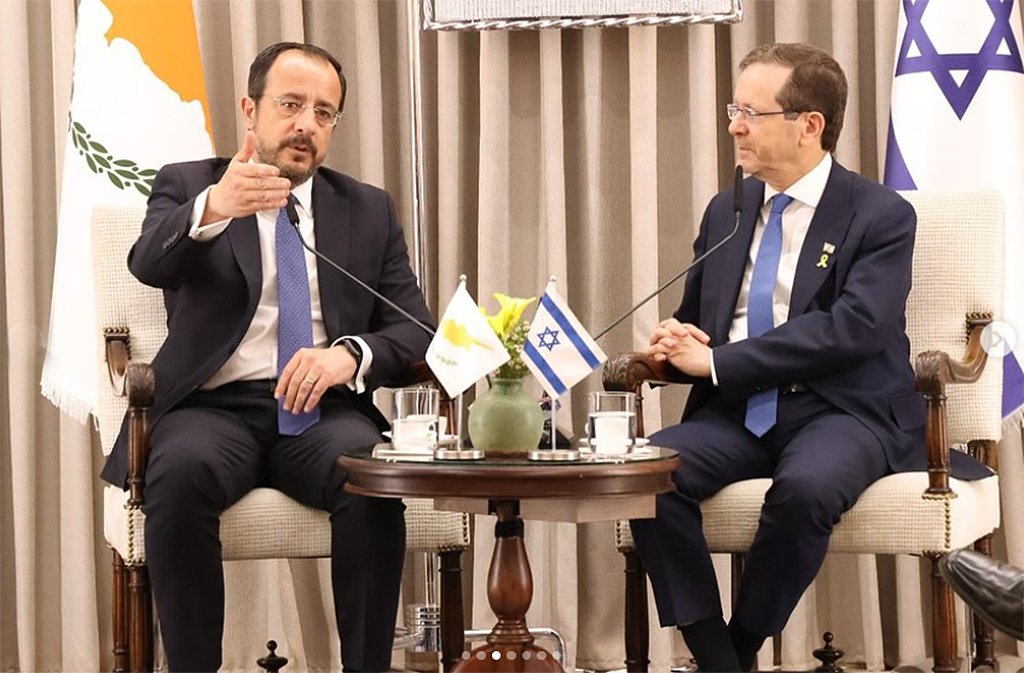 Christodoulides, Perşembe günü Kıbrıs'ta İsrail Cumhurbaşkanı Herzog ile bir araya gelecek