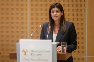 Ücret şeffaflığı Kıbrıs işletmeleri için kazanç olabilir, komiser söylüyor
