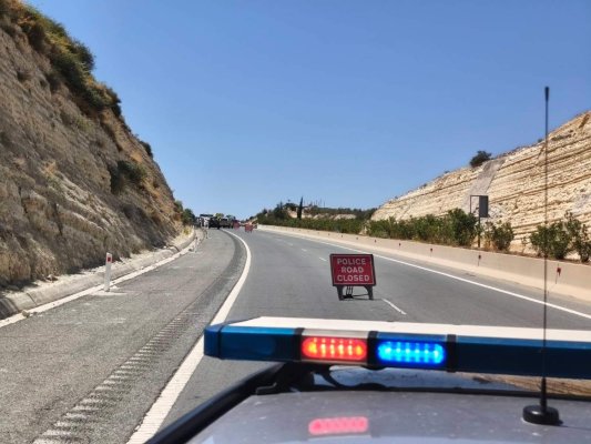 Limassol-Paphos otobanında Episkopi mevkiinde ciddi kaza: Yol trafiğe kapatıldı