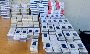 Gümrükçüler geçiş kapılarında 59 karton sigaraya el koydu