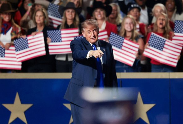 Trump'ın onay oranı rekor düşükten yükseldi, Cumhuriyetçiler için görünüm bozuldu