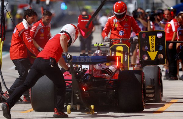 Hamilton ve Bearman İspanya GP son antrenmanda kaza yaptı, Antonelli en hızlı